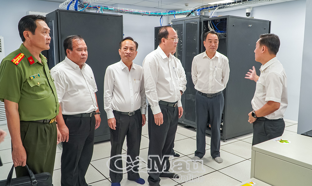 Tập trung nguồn lực, nâng cao chất lượng vận hành Trung tâm Chuyển đổi số tỉnh